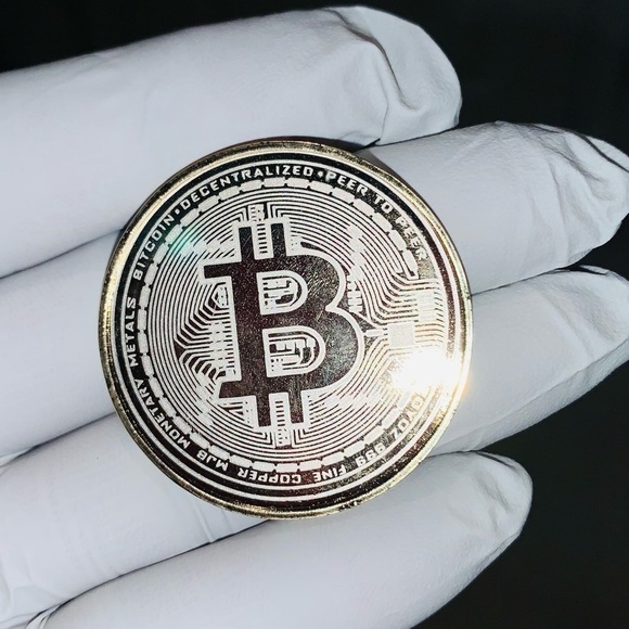 Gold Plated Replica Bitcoin Crypto Currency. - Picture 3 of 5